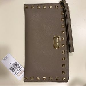 Michael Kors Wristlet
